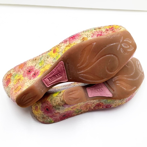 {Born} Wedge Sandals - Picture 11 of 12